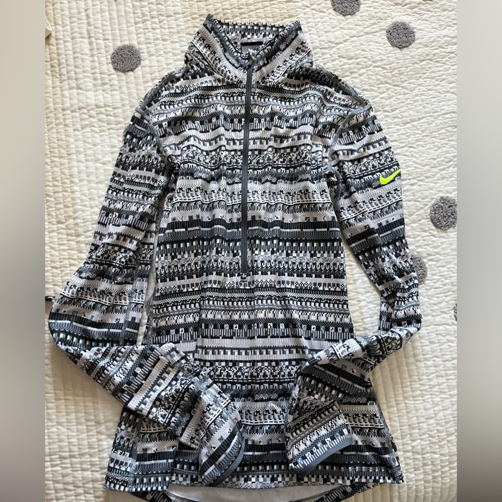 Nike Drifit Longsleeve
